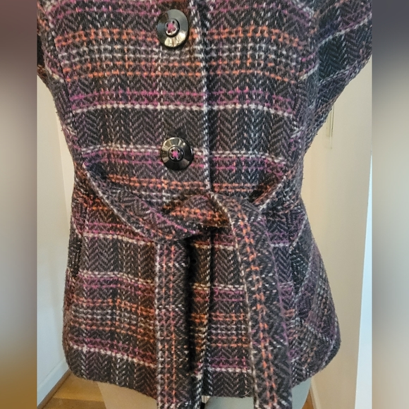 CAbi Cinch It Up Vest - Picture 5 of 9